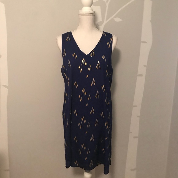 Everly Dresses & Skirts - Everly gold fleck dress